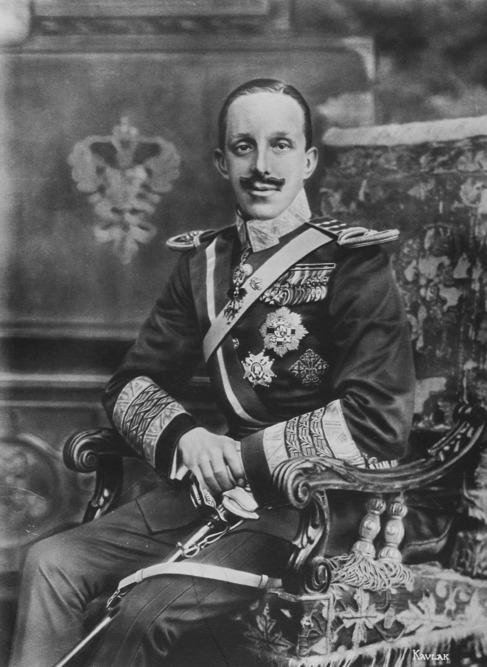 Alfonso XIII comes of age historical image 1