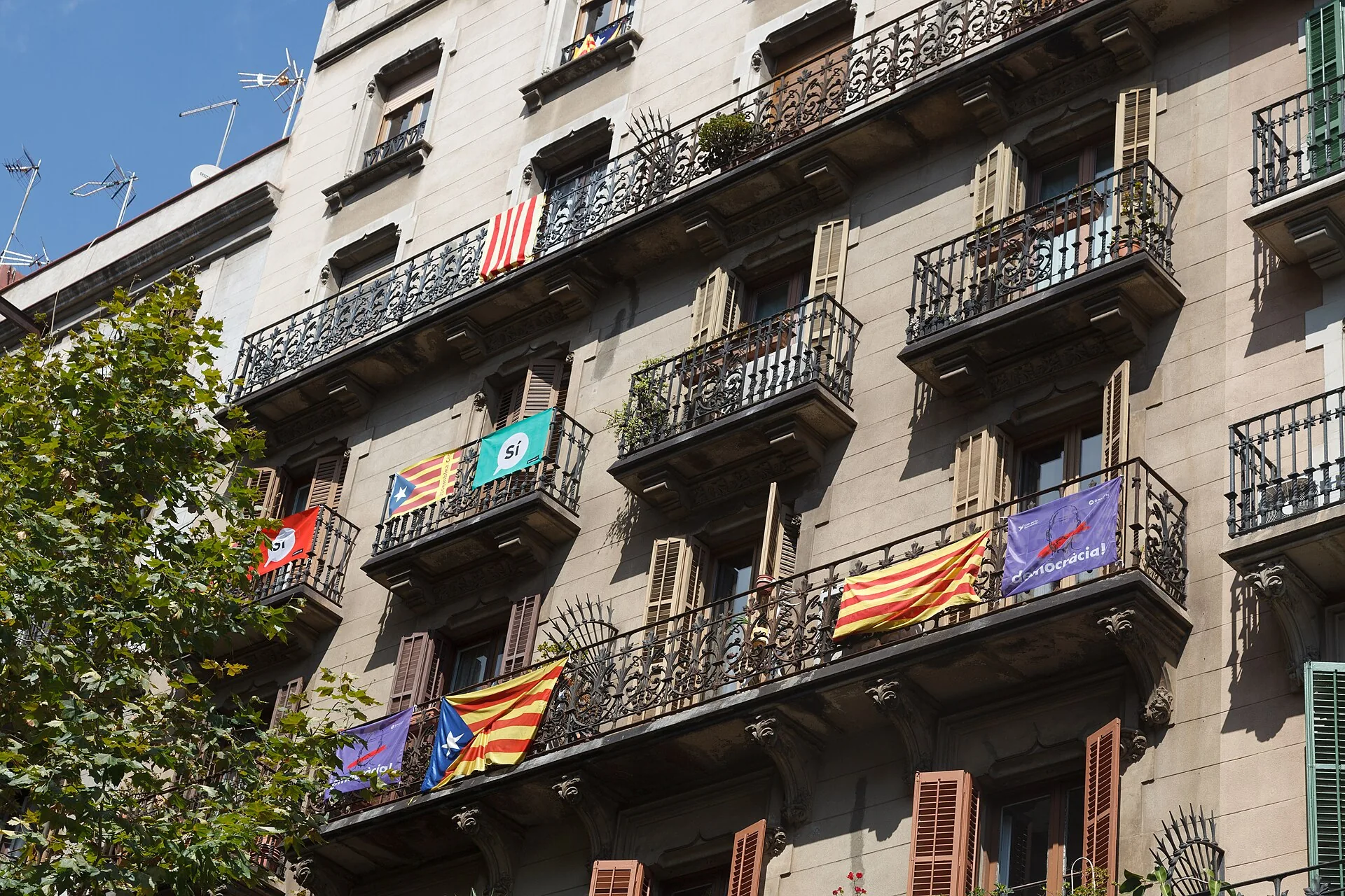 Catalan independence referendum historical image 1