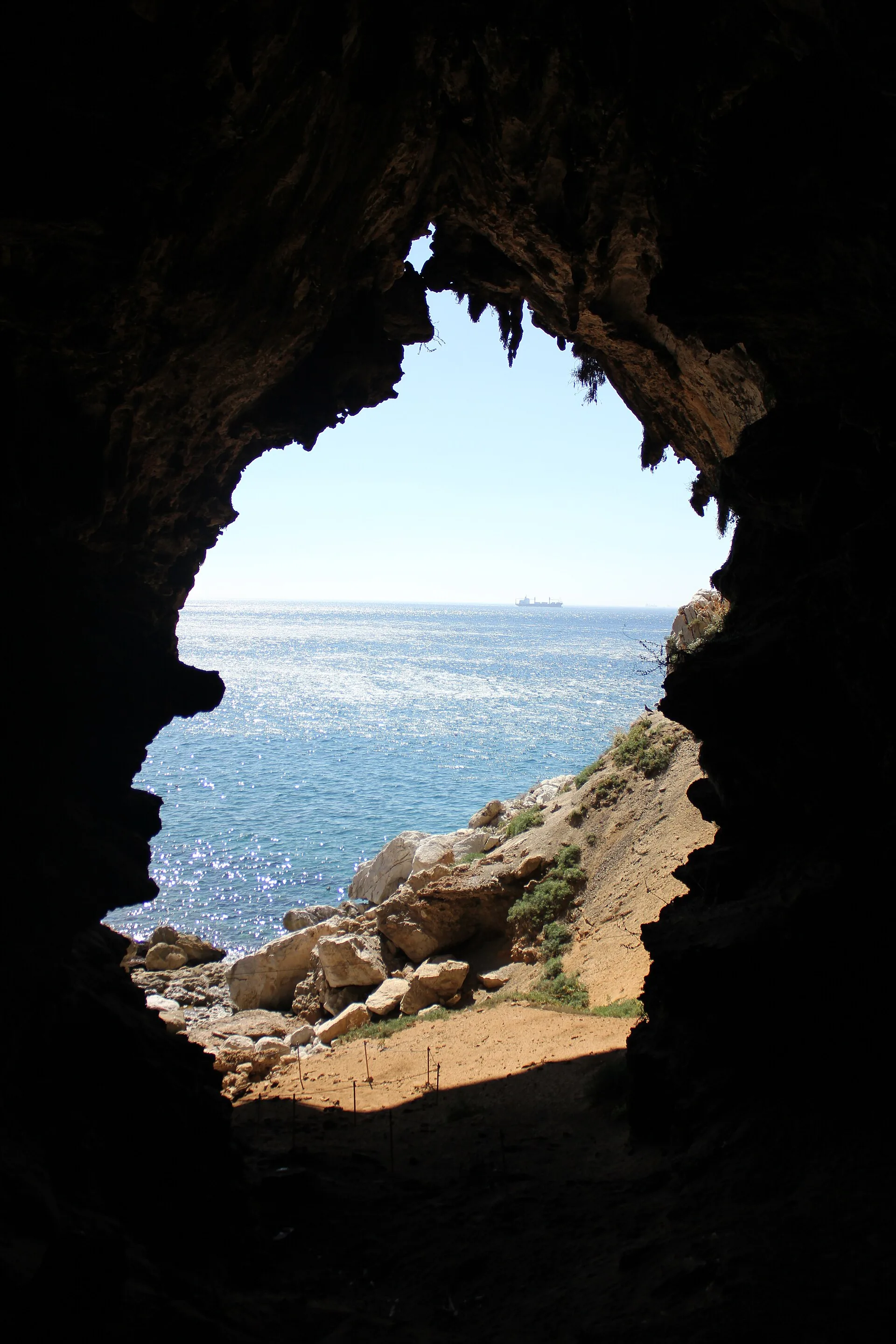 Neanderthals' last refuge at Gibraltar historical image 1